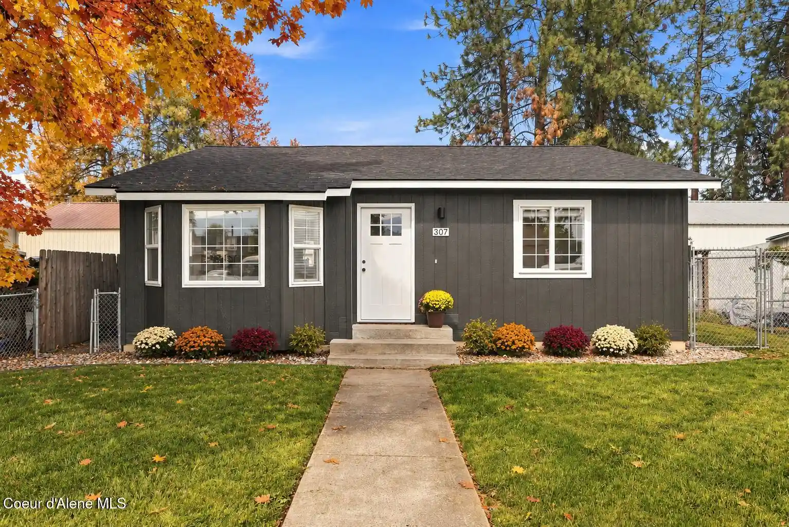Photo 1 of Single family home for sale at 307 E 10th Ave, Post Falls, ID 83854 | MLS# 26-8678 | Listing updated on 2026-10-21