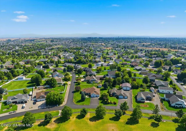 Photo 3 of Single family home for sale at 2924 N Distant Star Rd, Post Falls, ID 83854 | MLS# 26-8752 | Listing updated on 2026-09-15