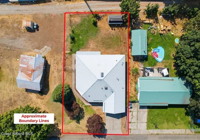 Photo 2 of Single family home for sale at 206 E 11Th Ave, Post Falls, ID 83854 | MLS# 26-8760 | Listing updated on 2026-10-28