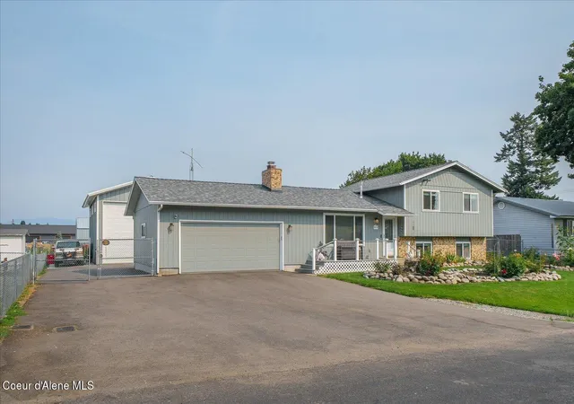 Photo 1 of Sale Pending at 9670 N Meadow Wy, Hayden, ID 83835 | MLS# 26-8786 | Listing updated on 2026-09-10