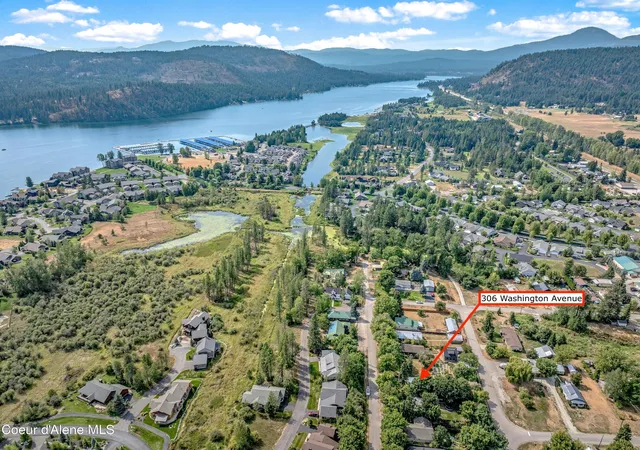 Photo 3 of Single family home for sale at 306 Washington St, Dover, ID 83825 | MLS# 26-8904 | Listing updated on 2026-08-31