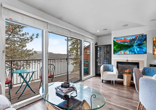 Photo 3 of Condo for sale at 18126 E Duwamish Dr, Bayview, ID 83803 | MLS# 26-8767 | Listing updated on 2026-08-26