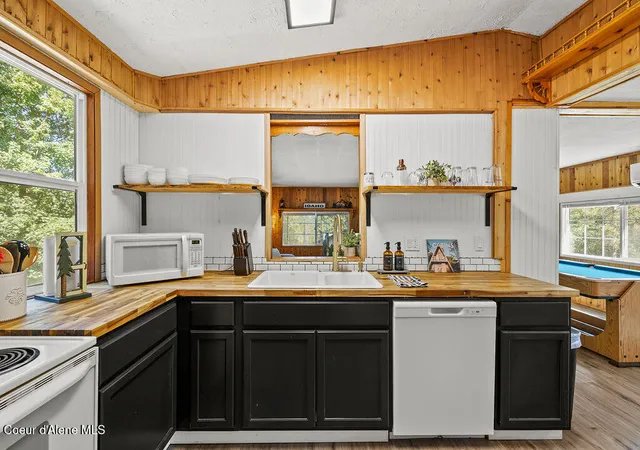 Photo 3 of Manufactured home for sale at 20779 S Cave Bay Rd, Worley, ID 83876 | MLS# 26-8795 | Listing updated on 2026-09-24