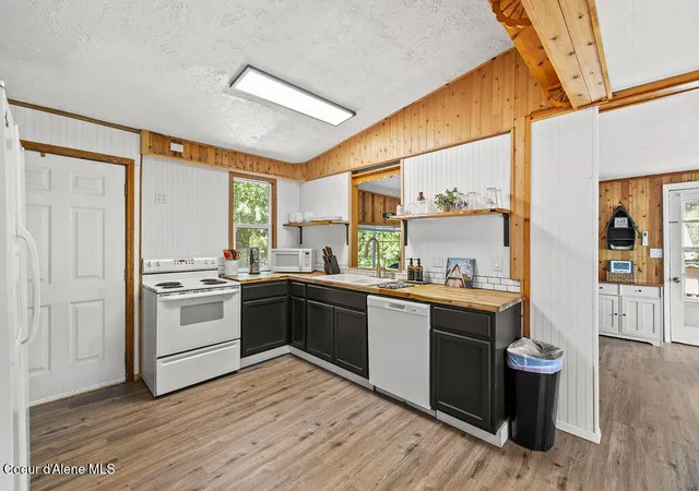Photo 4 of Manufactured home for sale at 20779 S Cave Bay Rd, Worley, ID 83876 | MLS# 26-8795 | Listing updated on 2026-09-24