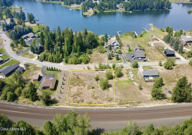 Photo 3 of Land for sale at Nna Comeback Bay Ln, Sagle, ID 83860 | MLS# 26-8807 | Listing updated on 2026-08-27