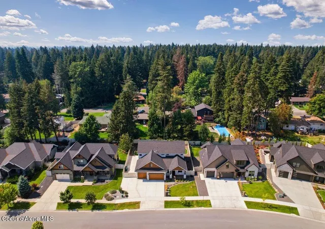 Photo 4 of Single family home for sale at 11925 N Rocking R Rd, Hayden, ID 83835 | MLS# 26-8836 | Listing updated on 2026-10-07