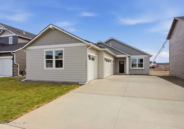 Photo 1 of Single family home for sale at 2741 N Vega St, Post Falls, ID 83854 | MLS# 26-8832 | Listing updated on 2026-09-21
