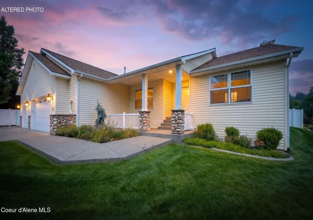 Photo 1 of Single family home for sale at 11296 N Rocking R Rd, Hayden, ID 83835 | MLS# 26-8822 | Listing updated on 2026-09-20