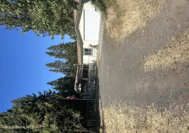 Photo 1 of Sale Pending at 140 W Dakota Ave, St. Maries, ID 83861 | MLS# 26-8829 | Listing updated on 2026-08-28