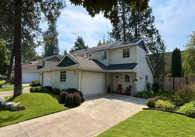 Photo 1 of Sale Pending at 302 E Knotty Pine Ln, Coeur D'alene, ID 83815 | MLS# 26-8855 | Listing updated on 2026-09-06
