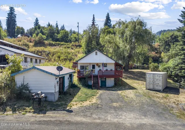 Photo 2 of Single family home for sale at 2331 Kootenai Ave, St. Maries, ID 83861 | MLS# 26-8860 | Listing updated on 2026-08-28