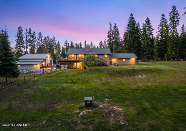 Photo 1 of Single family home for sale at 4684 E Wildlife Trl, Hayden, ID 83835 | MLS# 26-8897 | Listing updated on 2026-08-31