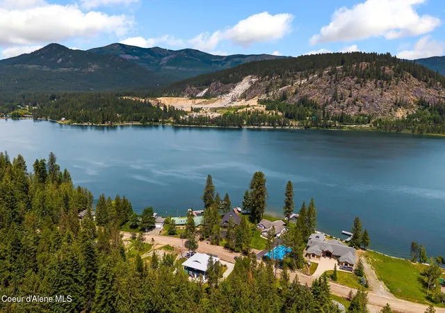 Photo 46 of Single family home for sale at 190 Sunny Shores Loop, Sagle, ID 83860 | MLS# 26-8878 | Listing updated on 2026-09-09