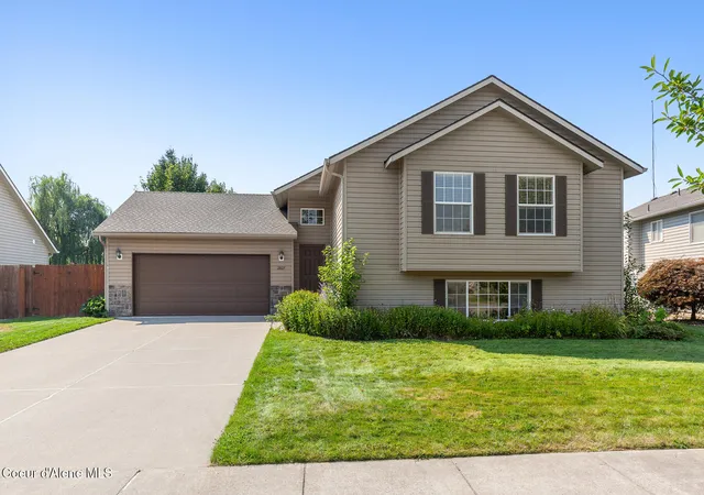 Photo 1 of Single family home for sale at 2827 W Timberlake Loop, Coeur D'alene, ID 83815 | MLS# 26-8886 | Listing updated on 2026-09-21