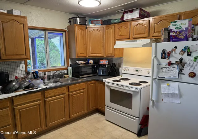 Photo 3 of Manufactured home for sale at 903 N Kimberly Ln, Post Falls, ID 83854 | MLS# 26-8921 | Listing updated on 2026-09-10