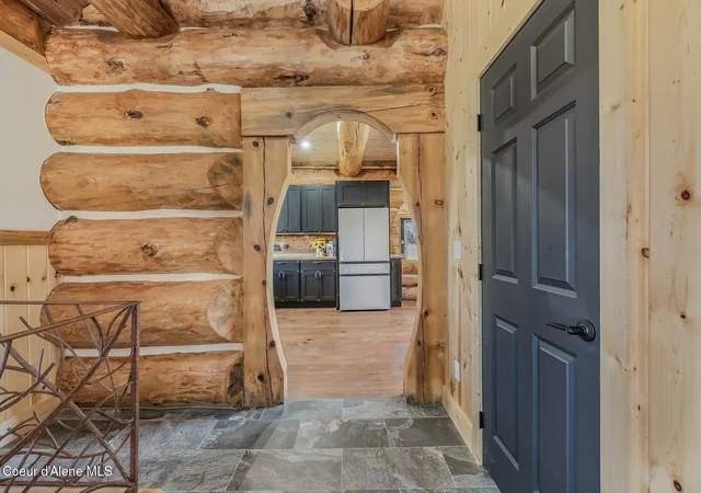 Photo 3 of Single family home for sale at 158 W Mountainview Rd, Moyie Springs, ID 83845 | MLS# 26-8913 | Listing updated on 2026-08-31