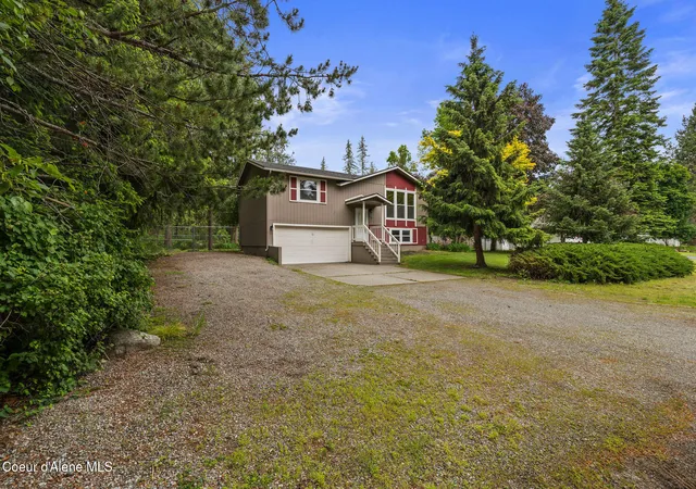 Photo 2 of Single family home for sale at 13338 N Westwood Dr, Hayden, ID 83835 | MLS# 26-8915 | Listing updated on 2026-08-31