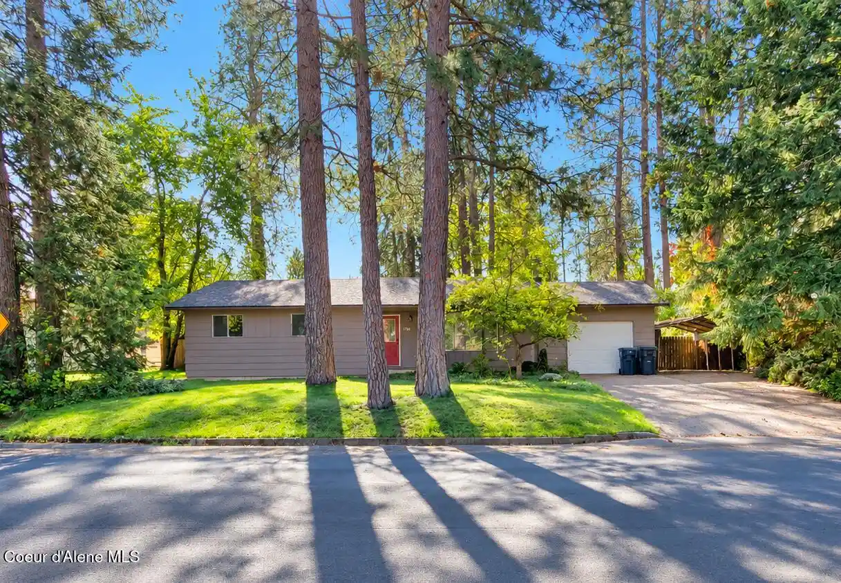 Photo 1 of Sale Pending at 4758 E Woodland Dr, Post Falls, ID 83854 | MLS# 26-10212 | Listing updated on 2026-10-24