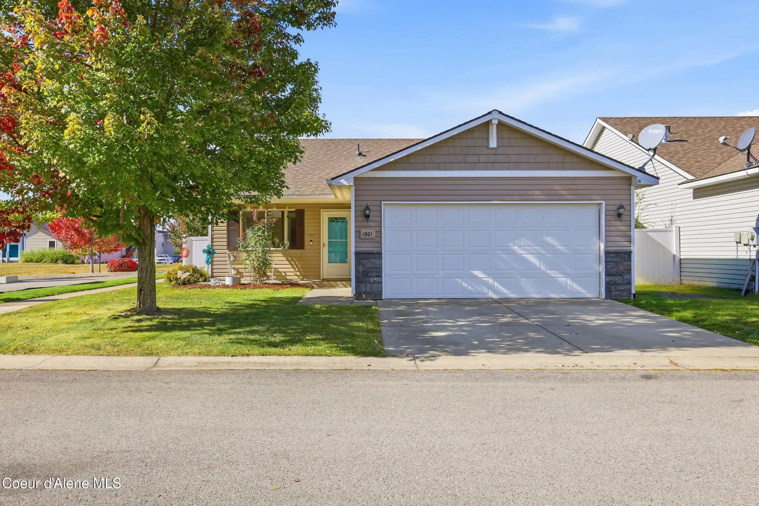 Photo 1 of Single family home for sale at 1301 N Brookhaven Ln, Post Falls, ID 83854 | MLS# 26-9759 | Listing updated on 2026-10-19