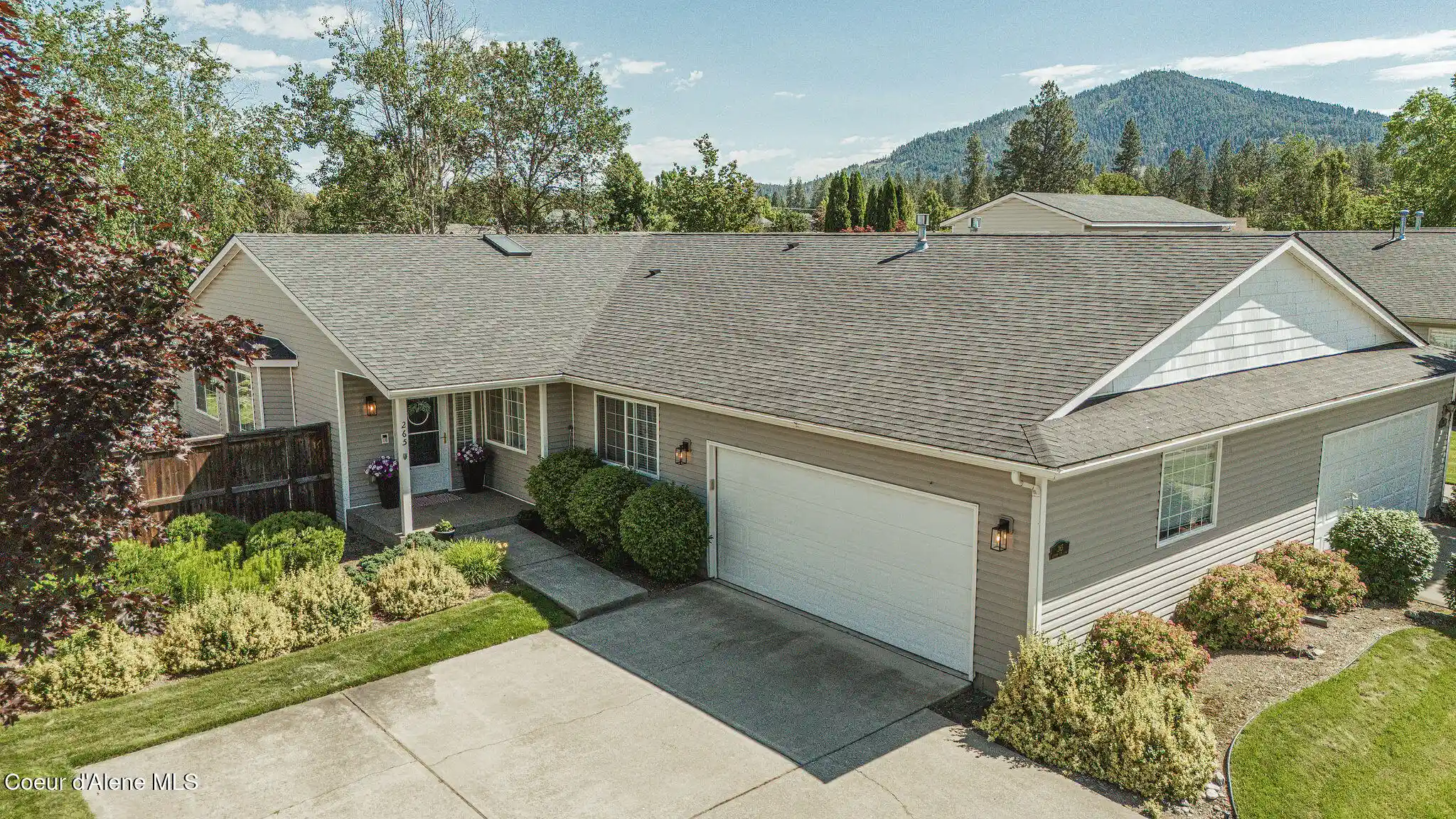 Photo 1 of Condo for sale at 265 E Jeffrey Pine Ln, Coeur D Alene, ID 83815 | MLS# 26-10286 | Listing updated on 2026-10-22