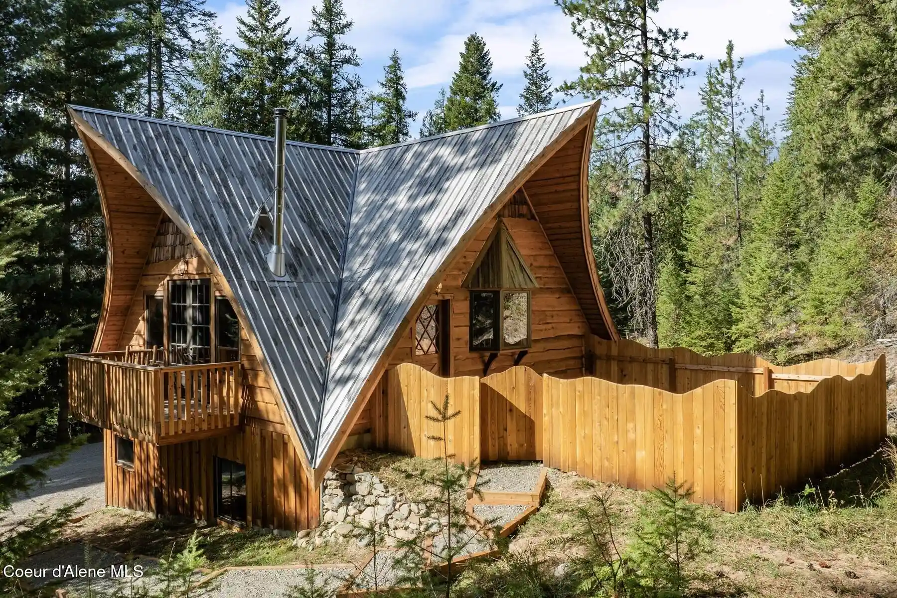 Photo 1 of Single family home for sale at 93 Broten Way, Sagle, ID 83860 | MLS# 26-10243 | Listing updated on 2026-10-20