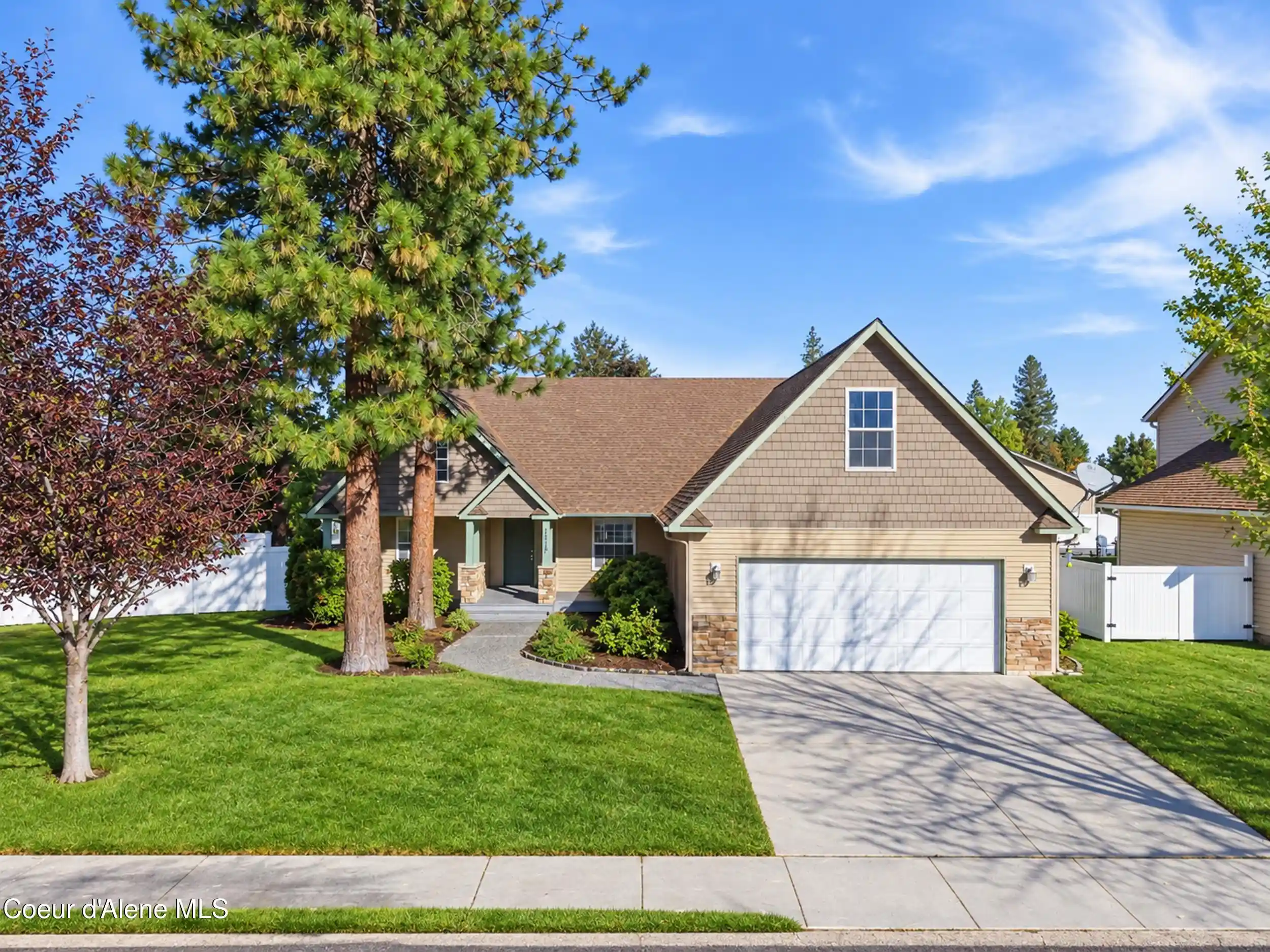 Photo 1 of Sale Pending at 1219 W Dan Ave, Coeur D Alene, ID 83815 | MLS# 26-10359 | Listing updated on 2026-10-25