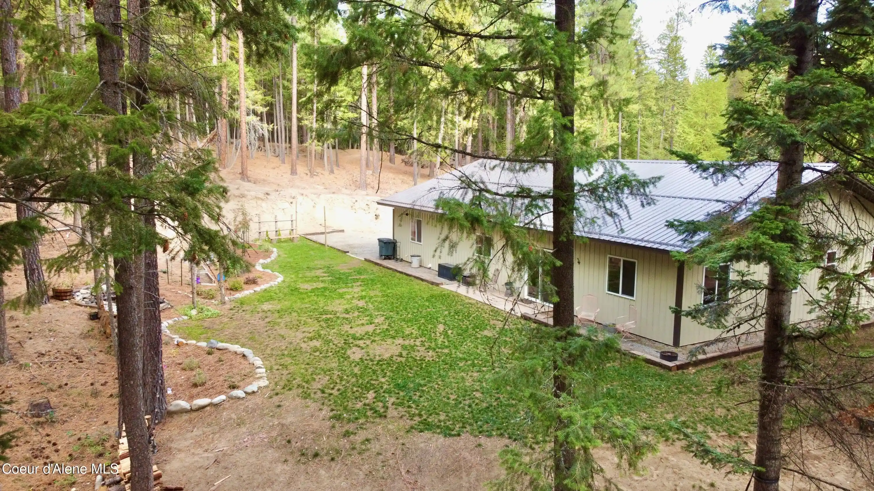 Single family home for sale at 186 Yellowjacket Rd, Bonners Ferry, ID 83805 | MLS# 26-10276