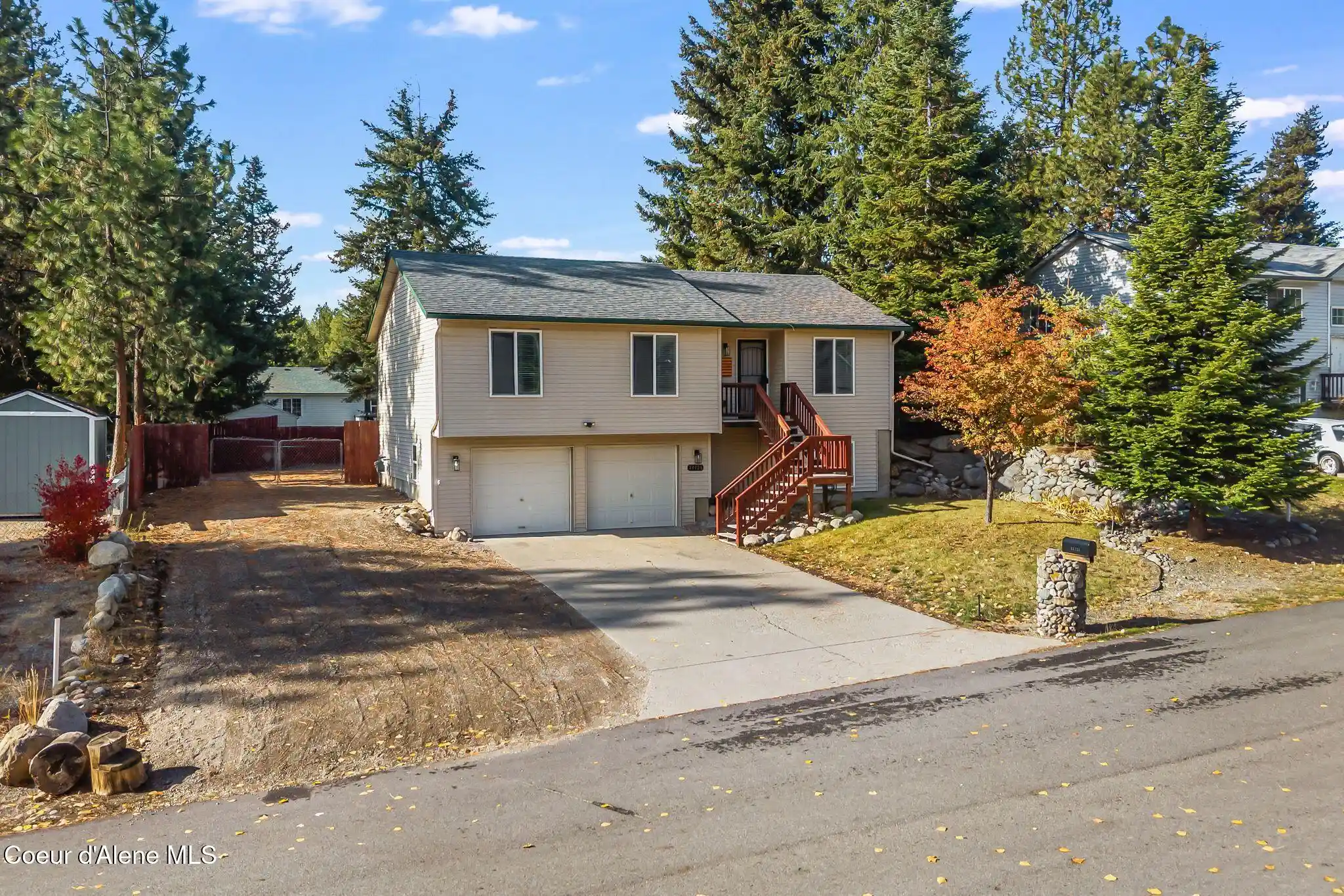 Photo 1 of Single family home for sale at 31725 N Middle Ave, Spirit Lake, ID 83869 | MLS# 26-10375 | Listing updated on 2026-10-28
