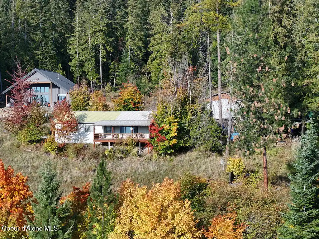 Photo 1 of Manufactured home for sale at 1010 Lakeview Blvd, Hope, ID 83836 | MLS# 26-10376 | Listing updated on 2026-10-21