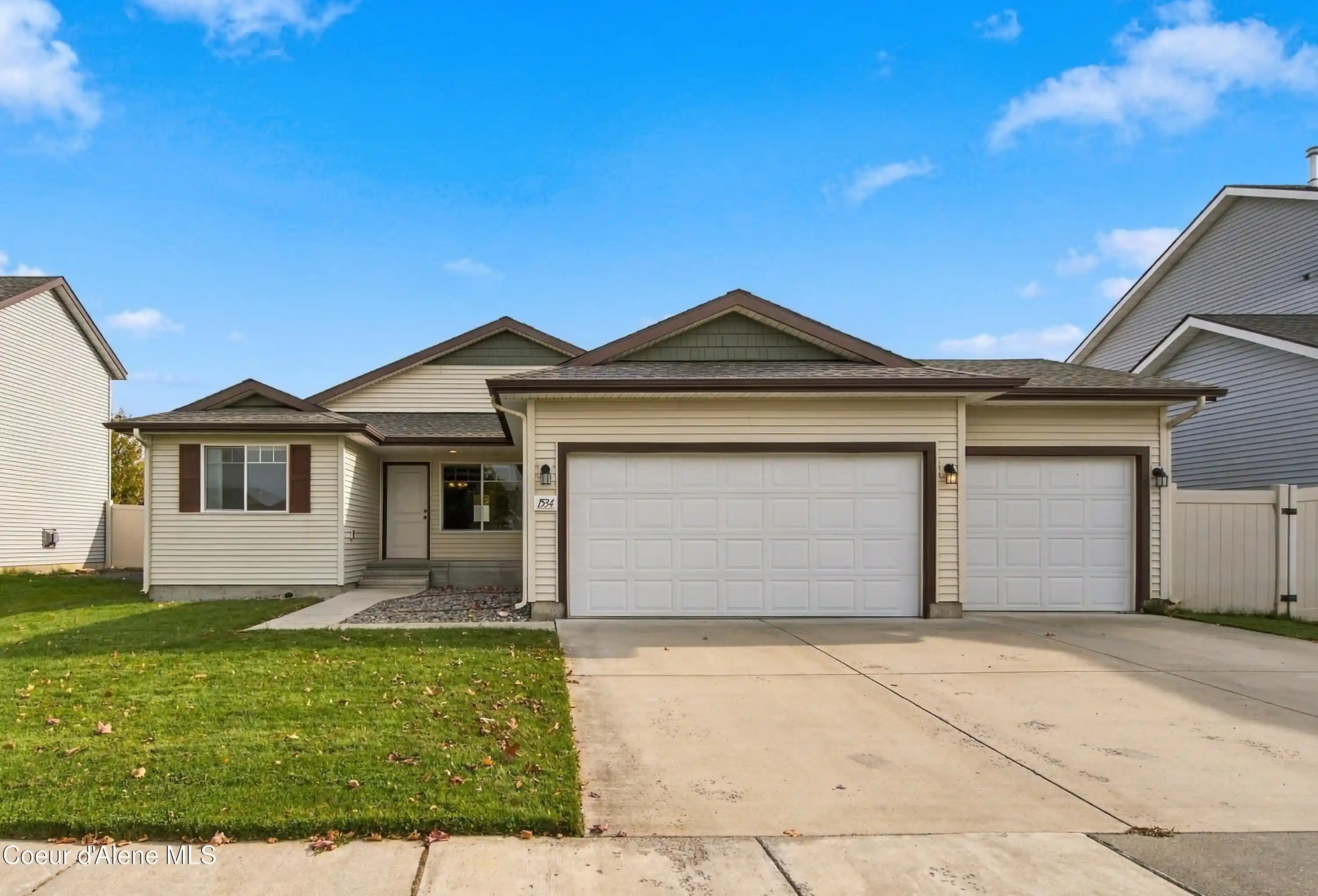 Photo 1 of Single family home for sale at 1534 N Pyroclast St, Post Falls, ID 83854 | MLS# 26-10393 | Listing updated on 2026-10-21