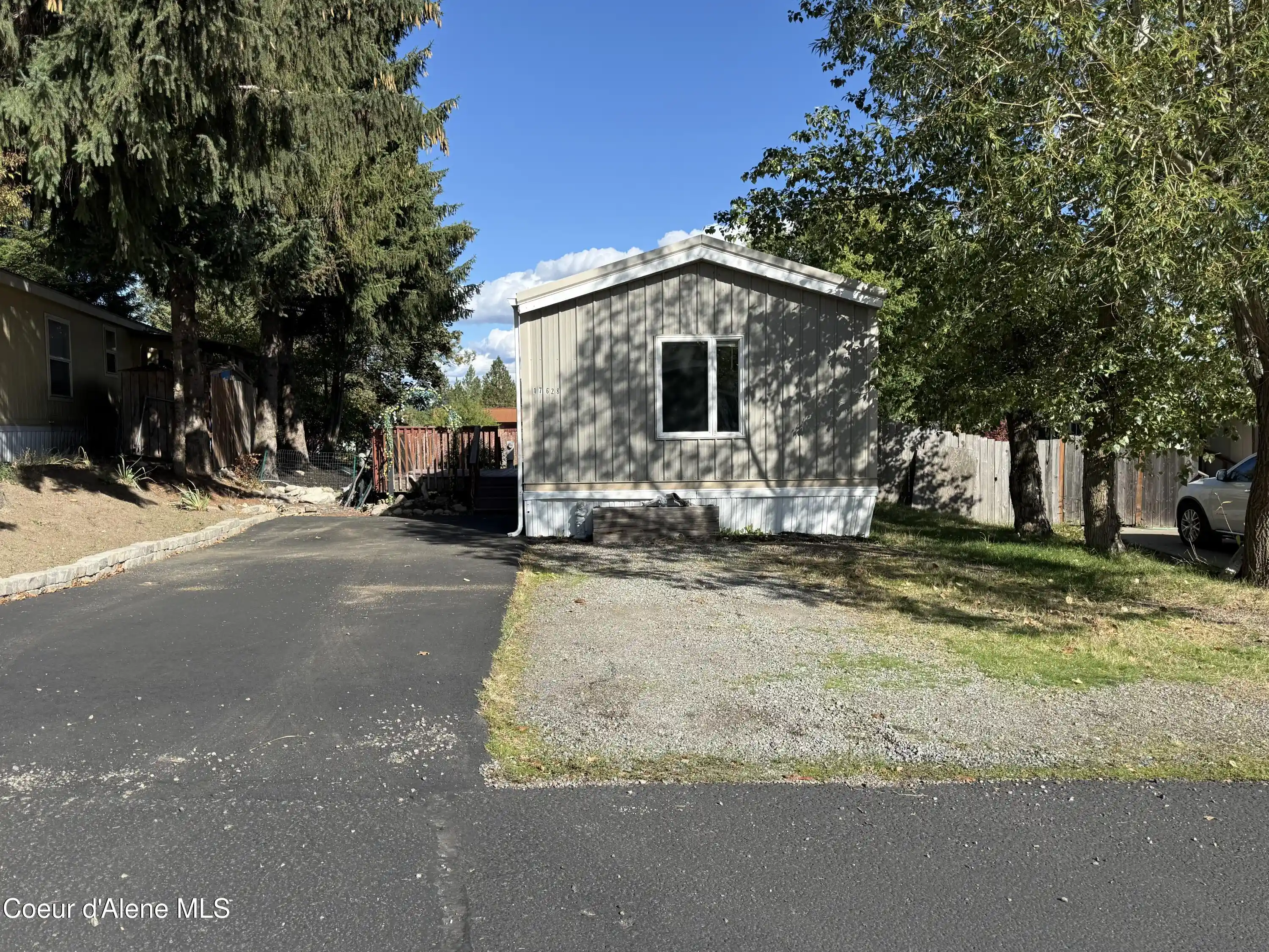 Photo 1 of Manufactured home for sale at 17628 W Santiago Cir, Post Falls, ID 83854 | MLS# 26-10476 | Listing updated on 2026-10-24