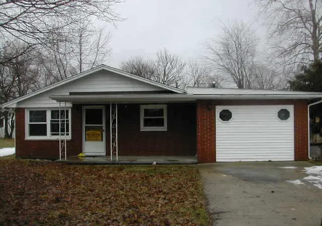 Single Family Residence at 1418 Euclid Dr, Anderson, IN 46011 | MLS# 2313732 |  | Sold on 2003-05-13