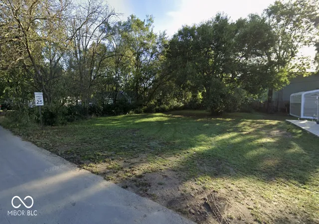 Photo 1 of Land for sale at 1007 S Biltmore Ave, Indianapolis, IN 46241 | MLS# 21867679 | Listing updated on 2026-10-02