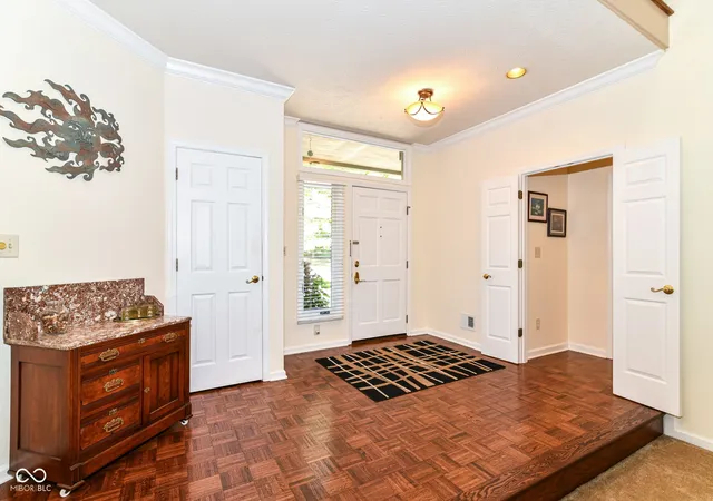 3rd image of 7181 Knollvalley Ln, Indianapolis, IN 46256 | MLS# 21945134