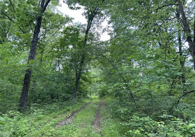 Photo 3 of Land for sale at 00 Legendary Dr, Martinsville, IN 46151 | MLS# 21950905 | Listing updated on 2026-10-26