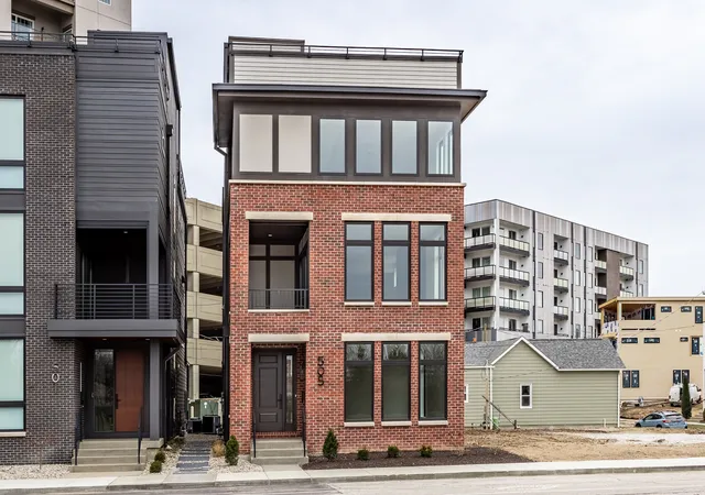 4th image of 505 S East St, Indianapolis, IN 46225 | MLS# 21966853