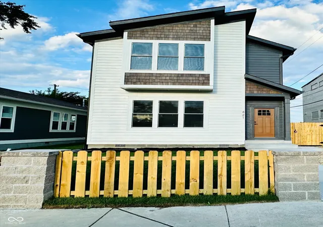 1st image of 421 S Randolph St, Indianapolis, IN 46201 | MLS# 21978563