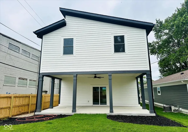 2nd image of 421 S Randolph St, Indianapolis, IN 46201 | MLS# 21978563