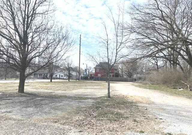 3rd image of 2902 N Capitol Ave, Indianapolis, IN 46208 | MLS# 21979922