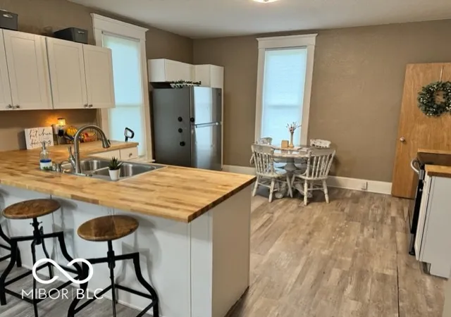Homes for sale in Muncie, IN | 1202 S Shipley St, Muncie, IN 47302 | MLS# 21995457
