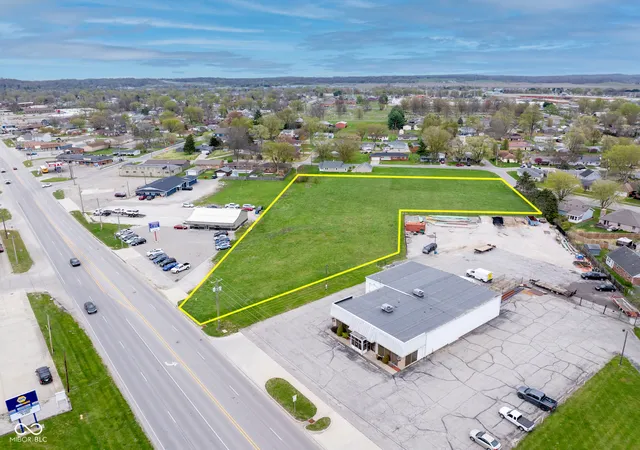 Photo 3 of Land for sale at 665 Morton Ave, Martinsville, IN 46151 | MLS# 22003656 | Listing updated on 2026-09-22