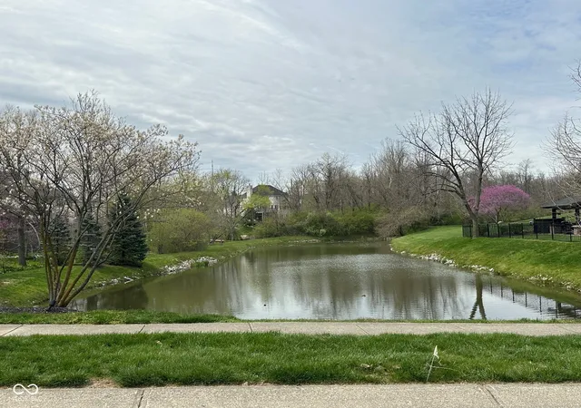 3rd image of 6445 Silverton Way, Indianapolis, IN 46237 | MLS# 22009645