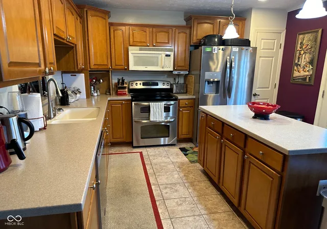 4th image of 11155 Baywood Ln, Indianapolis, IN 46236 | MLS# 22010267