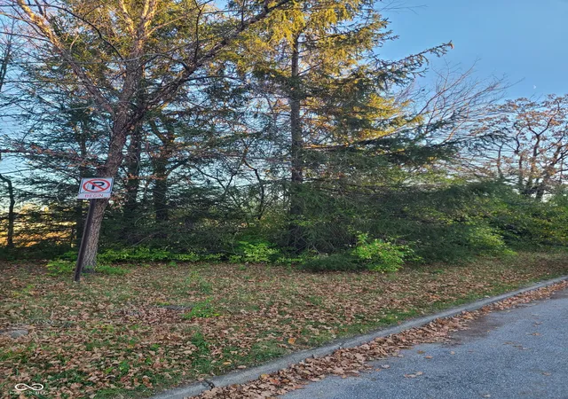 1st image of 909 Wright St, Indianapolis, IN 46203 | MLS# 22010612