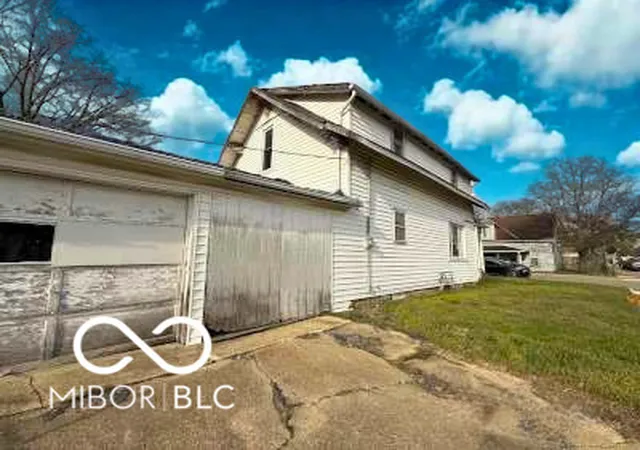 4th image of 310 S Pleasant St, Edinburgh, IN 46124 | MLS# 22011921