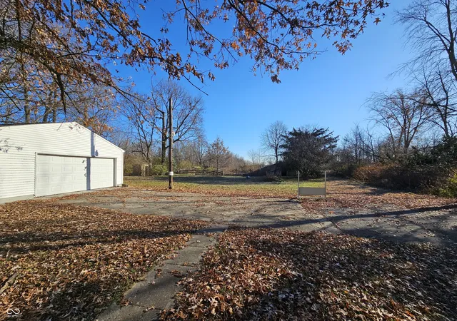 4th image of 4897 N Mitthoefer Rd, Indianapolis, IN 46235 | MLS# 22013702