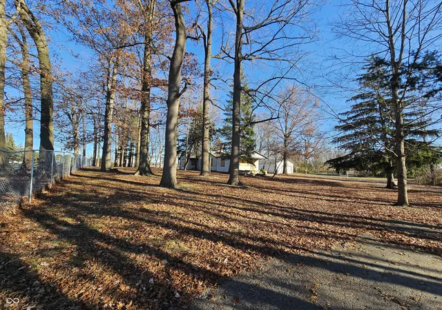 5th image of 4897 N Mitthoefer Rd, Indianapolis, IN 46235 | MLS# 22013702