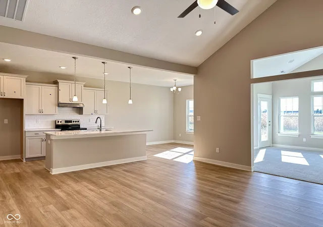2nd image of 1684 Linden Ln, Greenfield, IN 46140 | MLS# 22014449