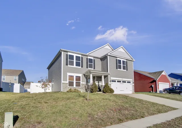 3rd image of 2034 Buckthorn Dr, Columbus, IN 47201 | MLS# 22015999