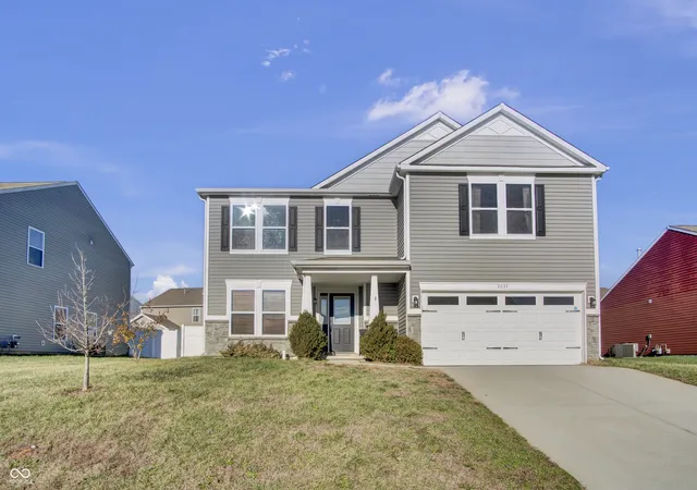 1st image of 2034 Buckthorn Dr, Columbus, IN 47201 | MLS# 22015999